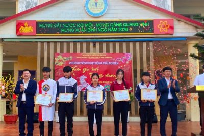 𝐗𝐔Â𝐍 𝐆Ắ𝐍 𝐊Ế𝐓 – 𝐓Ế𝐓 𝐘Ê𝐔 𝐓𝐇ƯƠ𝐍𝐆